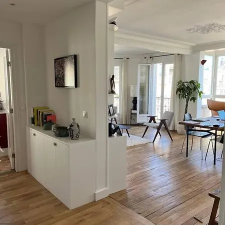 Au Pied De Montmartre / Jules Joffrin Apartment *