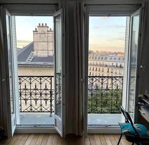 Apartman Au Pied De Montmartre / Jules Joffrin