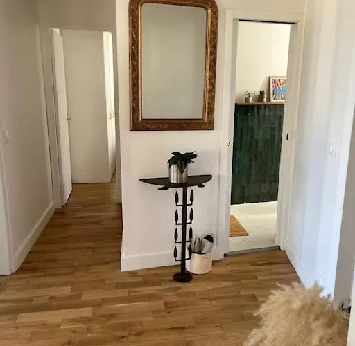 Au Pied De Montmartre / Jules Joffrin * Párizs