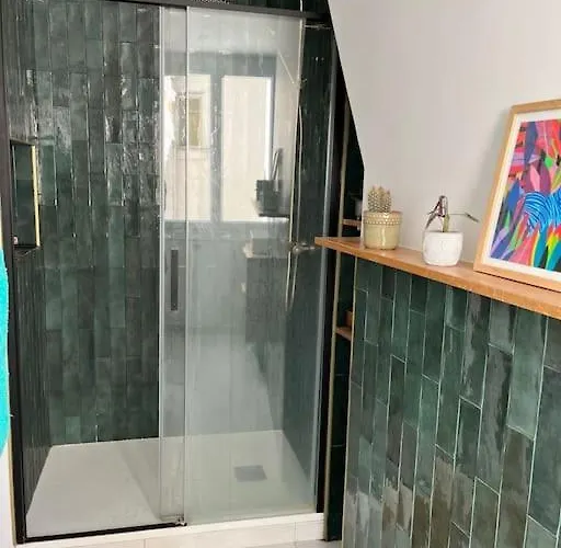 Au Pied De Montmartre / Jules Joffrin * Párizs